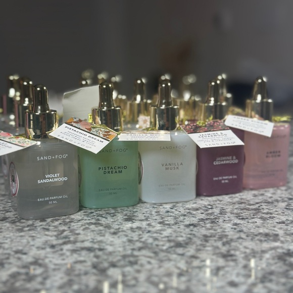 Sand+fog Violet sandlewood parfum oil - Picture 2 of 2